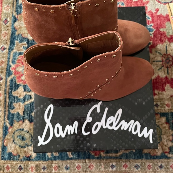 Sam Edelman size 10,Brown Suede Booties, almost new, great condition - Picture 4 of 5